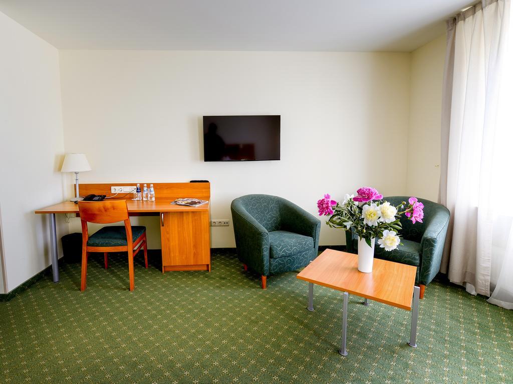 Hotel Tigra Priekuļi Екстериор снимка