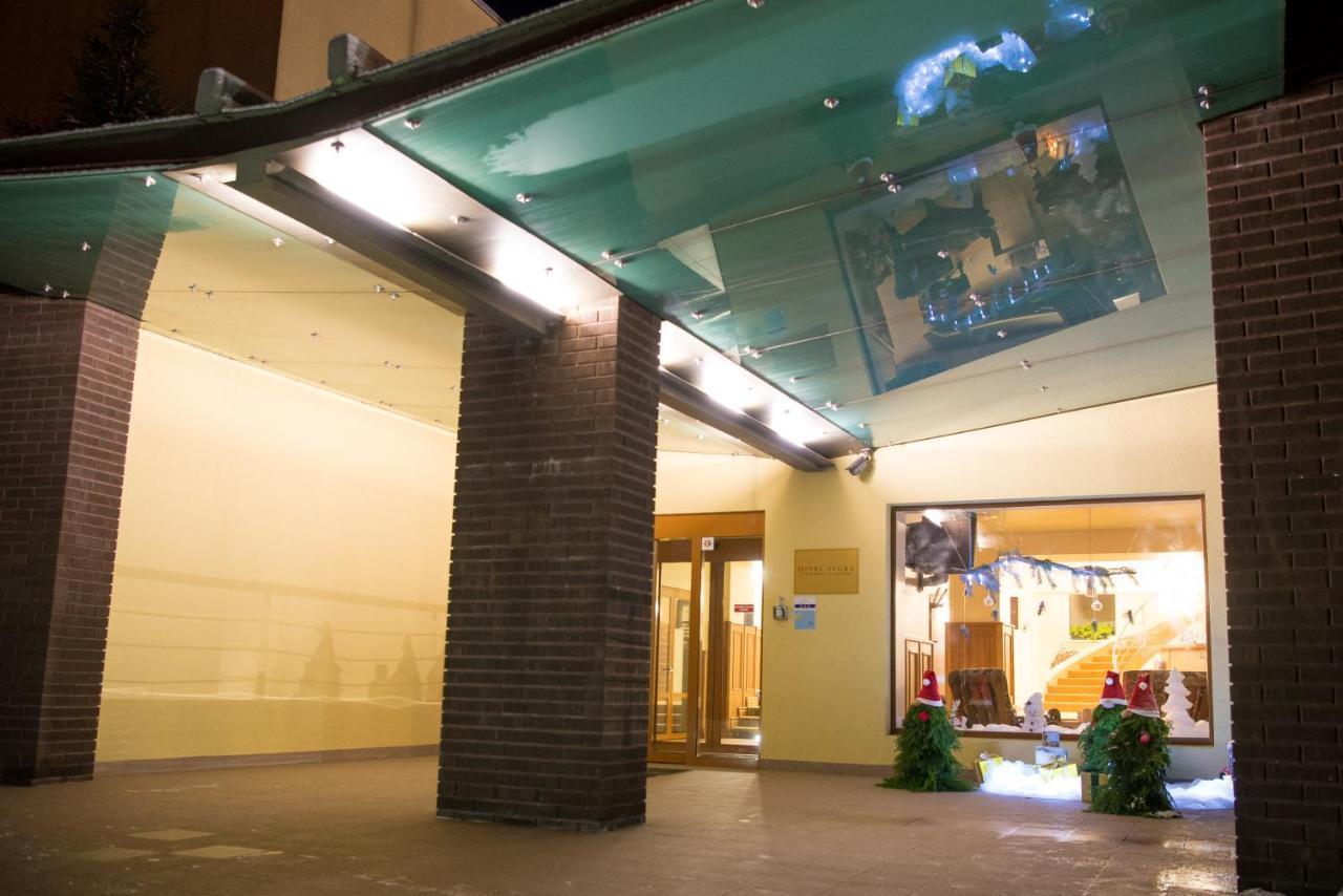 Hotel Tigra Priekuļi Екстериор снимка